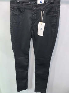 Garcia: Garcia Rachelle Jean - Shelter Black Coated