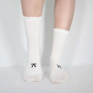 Minx: Minx Bow Sock - White