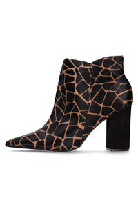 Sale Boots: Luna Ankle Boot Giraffe