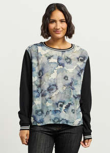 Less Than 70: Et Alia Smith Top