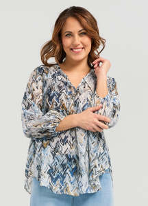 Nothing Over 69: Seduce Parisa Top