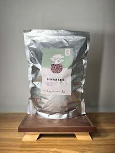 Premium Soil Fertilizers: 3-6mm Bonsai Pine Bark 5L