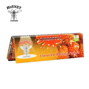 Hornet Flavored Rolling Paper 1 1/4 - Pineapple