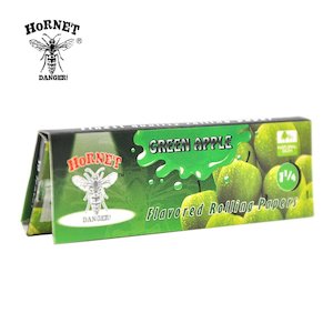 Hornet Flavored Rolling Paper 1 1/4 - Green Apple