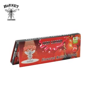 Hornet Rolling Paper 1 1/4 - Very Cherry
