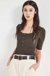 SS24-25: The Lila Tee in Moss