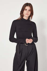 Staples: The Harrison Top in Black
