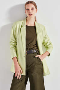 The Richmond Jacket in Apple