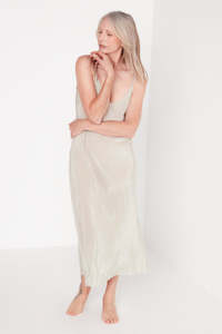 Sleepwear: The Négligé in Pistachio