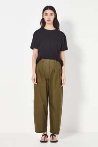 Staples: The Kingston Tee in Black