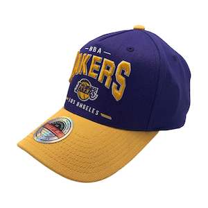 Hats Caps: .MITCHELL & NESS CLASSIC LAKERS SNAPBACK - PURPLE/YELLOW - ( MNLL22351 ) - MNLK16