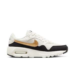 Nike: .Nike Womens Air Max SC SE PHANTOM/METALLIC GOLD-BLACK-SAIL - (DV6842 001) - GL - R1L2