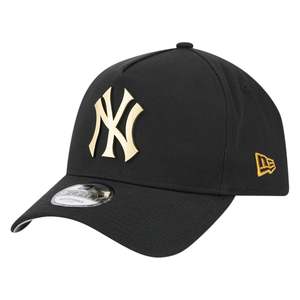 Accessories: .New Era 940 A-Frame NY Yankees Antique Metal Badge Snapback - BLACK - (60747618) - F