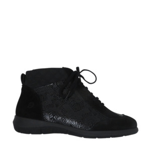 Ankle Boots: Suave Elmont