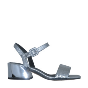 Mila Raine: Mila Raine Myra