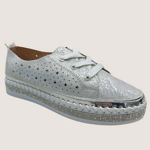 Just Bee: JUST BEE CASINI