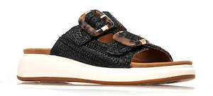 Laguna Quays: LAGUNA QUAY BEACON