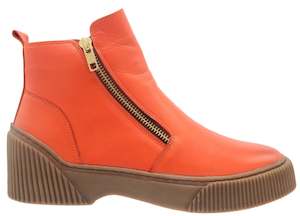 Rilasarre: RILASSARE TUSCAN