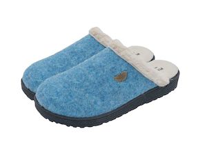 Slippers For Women: Pluma Flex R80000