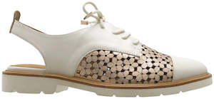 Womens Flats: Bresley Preston