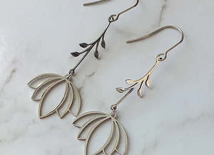 Jojo B: Jojo B Hanging Flower Earrings