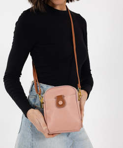 Sassy Duck Georgie Leather X Body