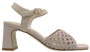 Shoes: Bresley Seltic