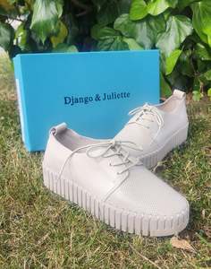Bresley: Django & Juliette Batu