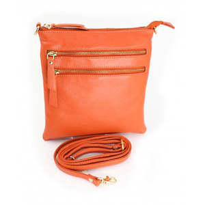 Baron: Baron 2545-8 Topaz Handbag