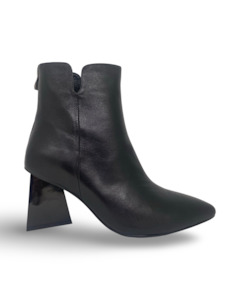 Boots: Harini By Django & Juliette