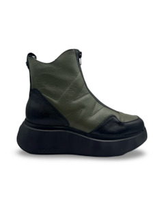 Boots: Ashley By Wonders - Olive