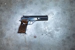 Pistol Shooter Ready: Berretta model 87