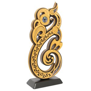 Freestanding: Large Manaia Trophy