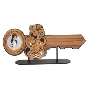 The Hei Tiki 21st & Celebration Key (WS)