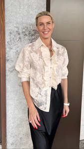 Yvonne Bennetti: Yvonne Bennetti Yorkville Shirt - Ivory