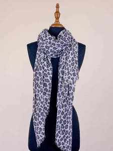 Clothing: Scarf - Animal Print