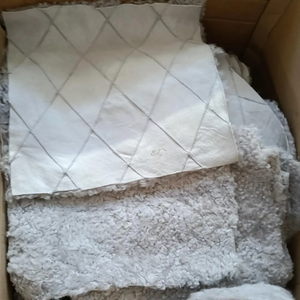 Products: Short Wool Seat Pad - Bowron Sheepskin Tannery & Factory