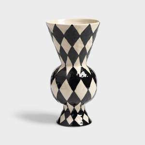 Homeware And Accessories: Rhombic vase - Black