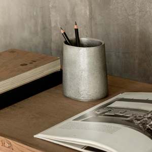 Taper Pen Stand in Aluminium