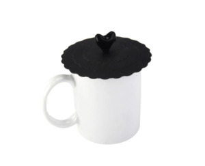 Black Cup cover with slot in handle for spoon. Cover protects drinks from bugs a&hellip;