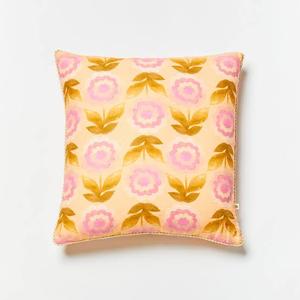Dining And Tableware 1: Tiggy Pink Cushion