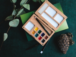 Books And Stationery: Travel Watercolour Set