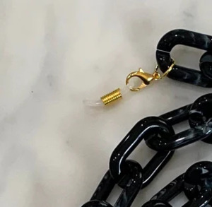 Accessories 2: Oversized Sunglass/Glasses Chain