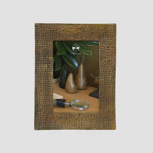 Home And Living 1: Picture Frame in Antique Bronze