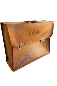 Other Items: Large vintage leather briefcase with horses
