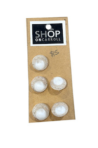 Fabrics: Chic vintage buttons