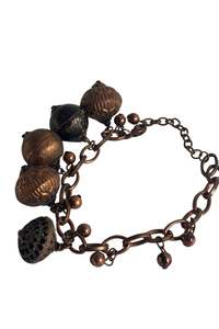 Jewellery: Chunky copper toned beaded bracelet
