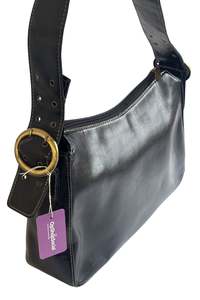 Frontpage: Caprice Y2K exposed stitch handbag