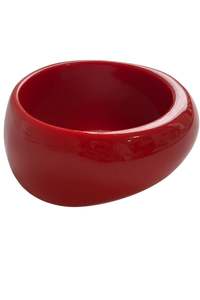 Frontpage: Groovy red asymmetrical bangle