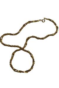 Layered S-Chain golden choker